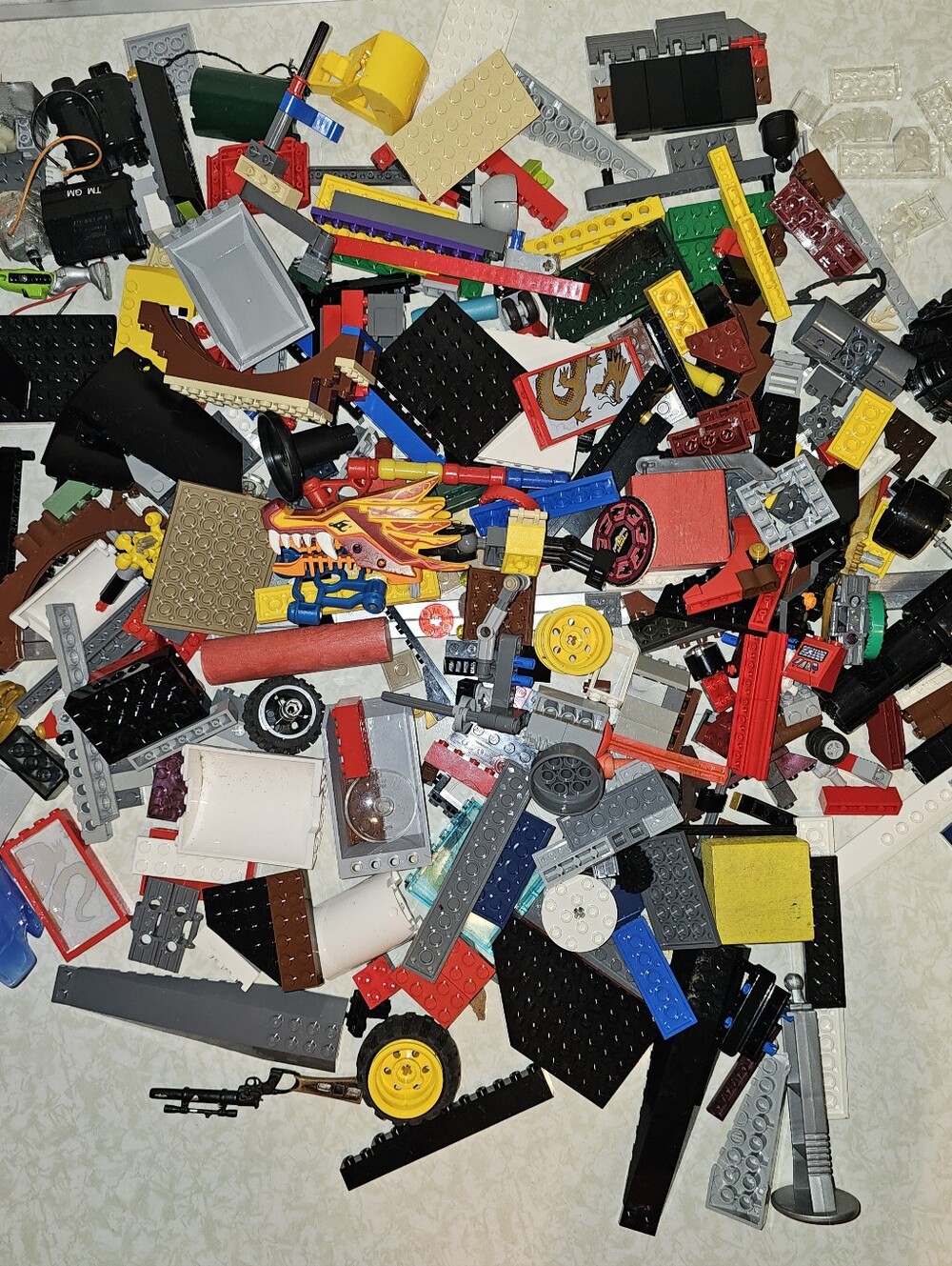 13pounds Of Lego Building Blocks And Alot Of Other Lego Items - Picture 8 of 9